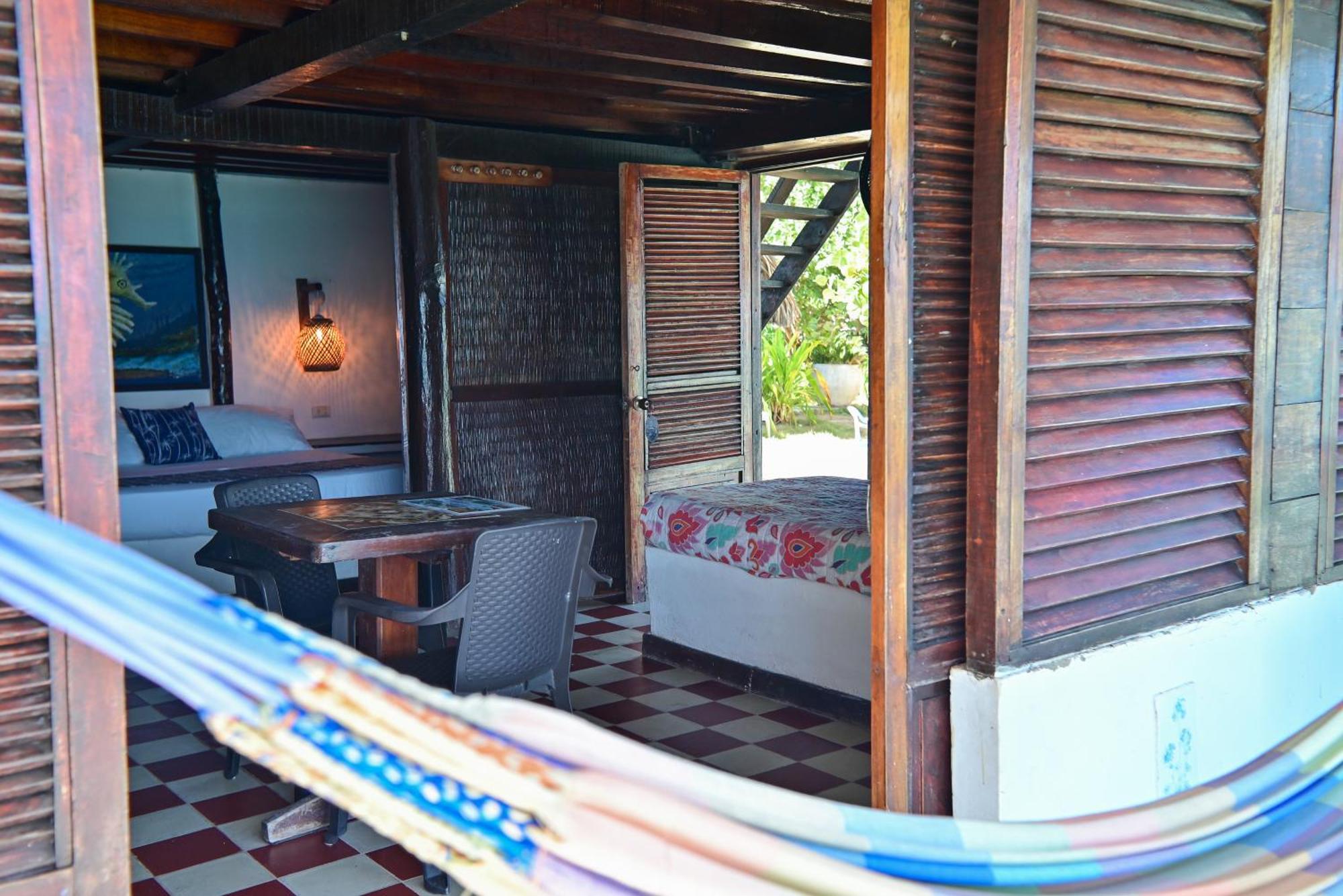 Hotel Isla Del Pirata Isla Grande Kültér fotó