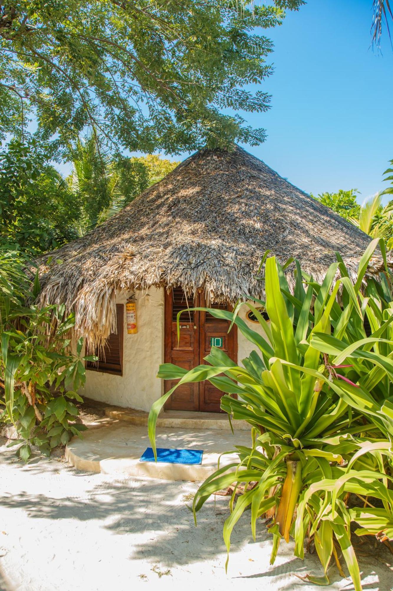 Hotel Isla Del Pirata Isla Grande Kültér fotó