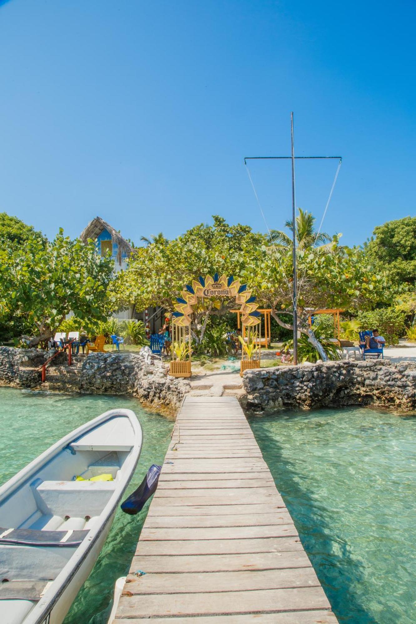 Hotel Isla Del Pirata Isla Grande Kültér fotó